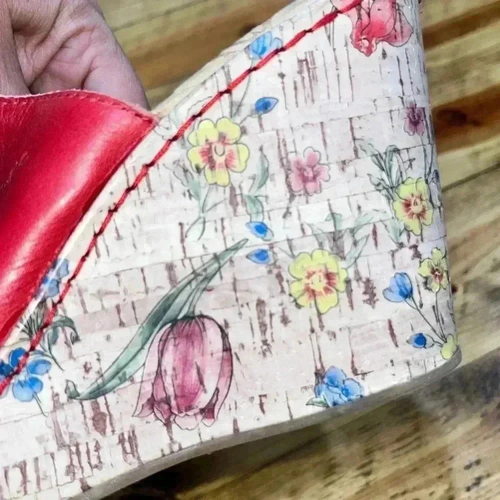 B.O.C RED LEATHER WITH FLOWER CORK WEDGE SLIP ON SANDALS Y2K